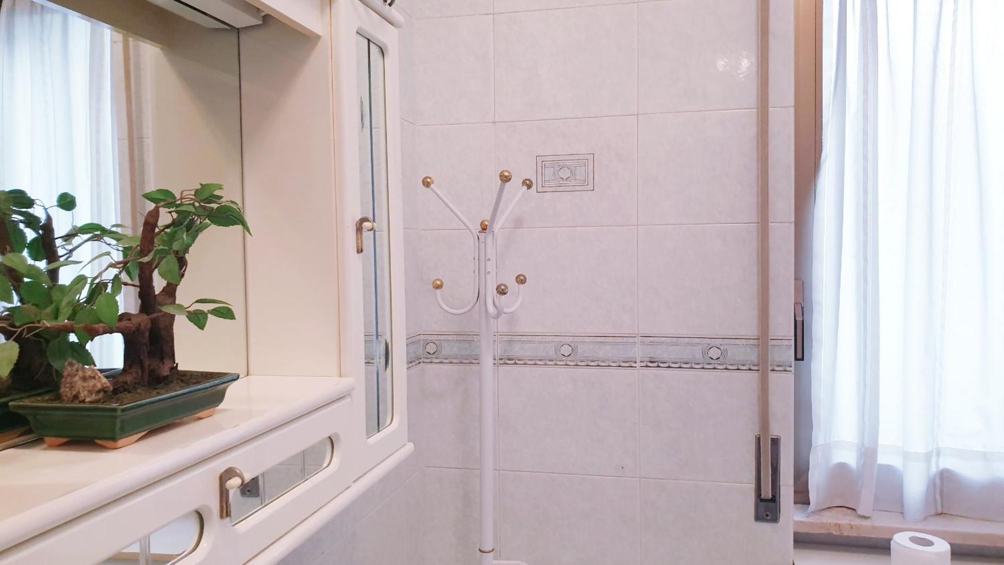 Napoli Stadio - 3 Bedrooms - 2 Bathrooms - Free Park Exterior photo